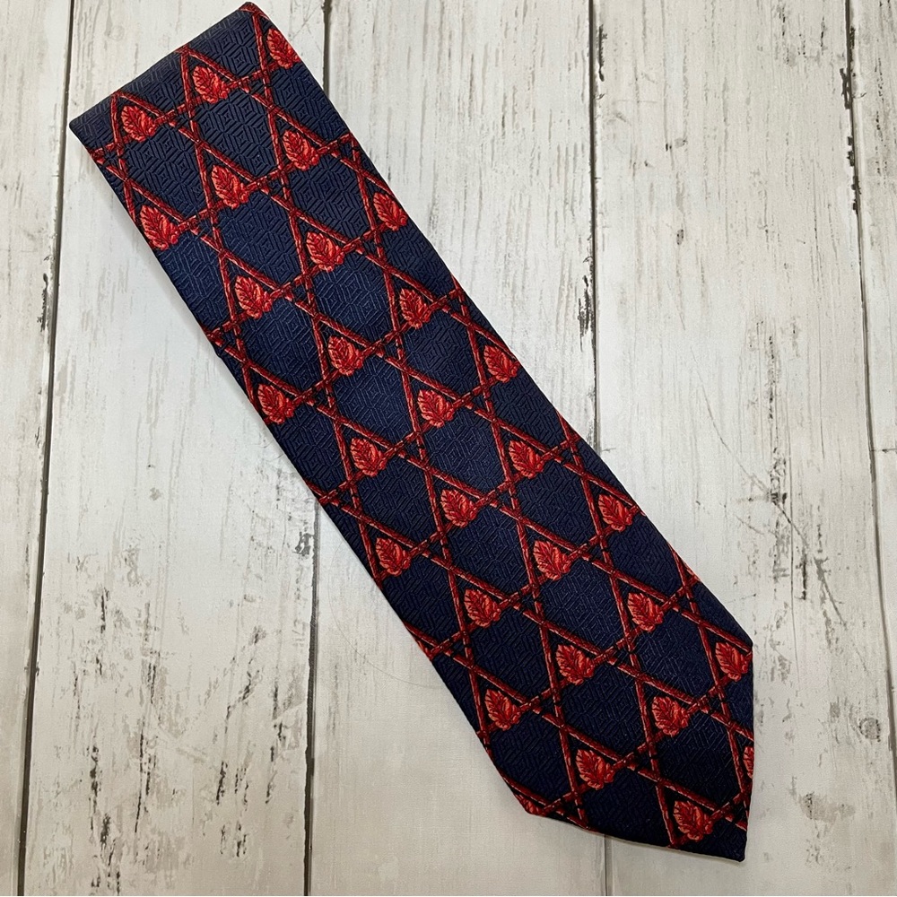 Burberrys London Vintage Men’s Silk Tie